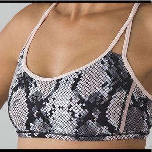 lululemon Lighten Up Bra-Ziggy Snake Butter,Size 2